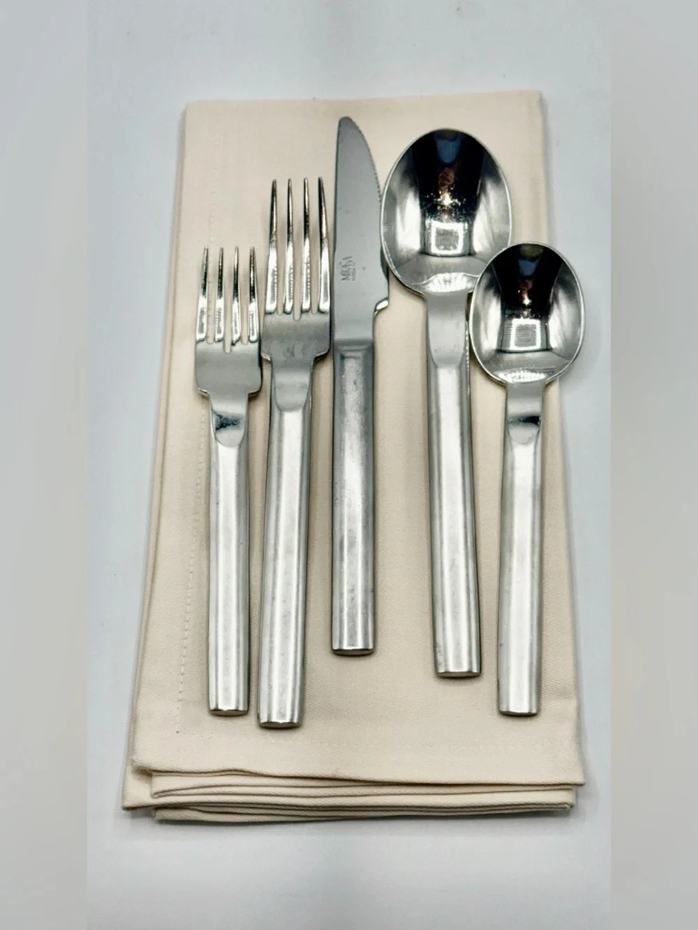 Williams Sonoma Hotel Dinner Napkins set 4 Ivory 20”x20 Cloth Cotton Dining NEW